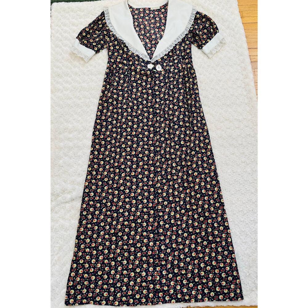 Lord & Taylor Laura Ashley Seersucker Lace Floral Robe Housedress Loungewear